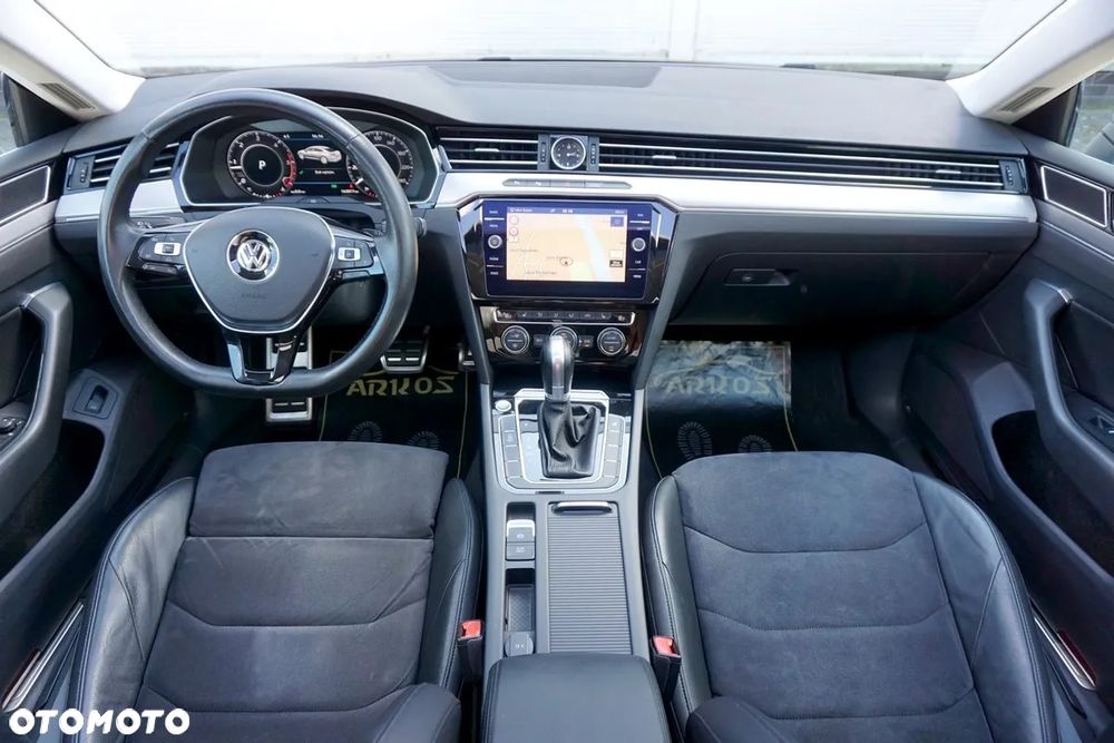 Volkswagen Arteon 2.0 TDI SCR DSG Elegance - 2
