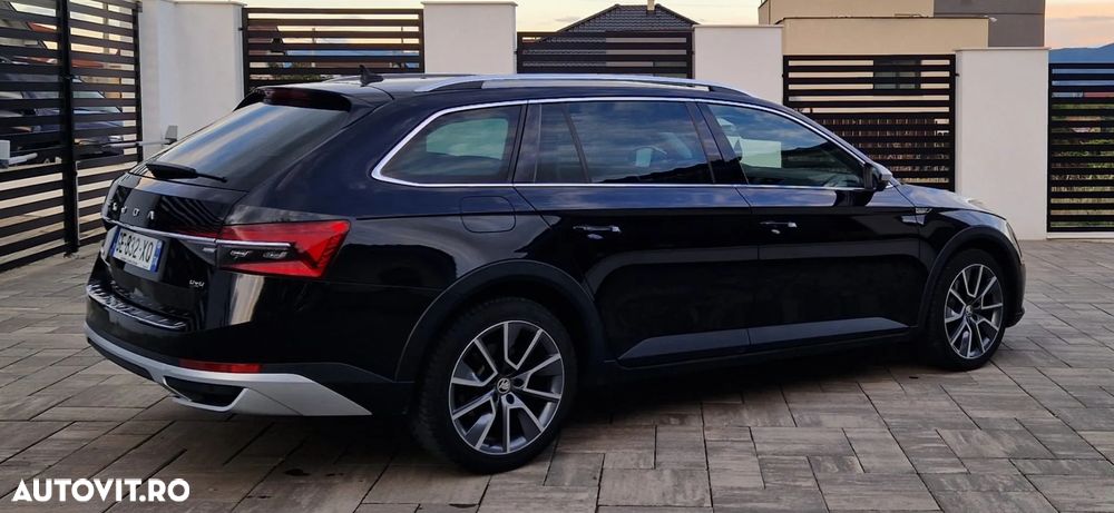 Skoda Superb Combi 2.0 TDI 4x4 DSG Scout - 7