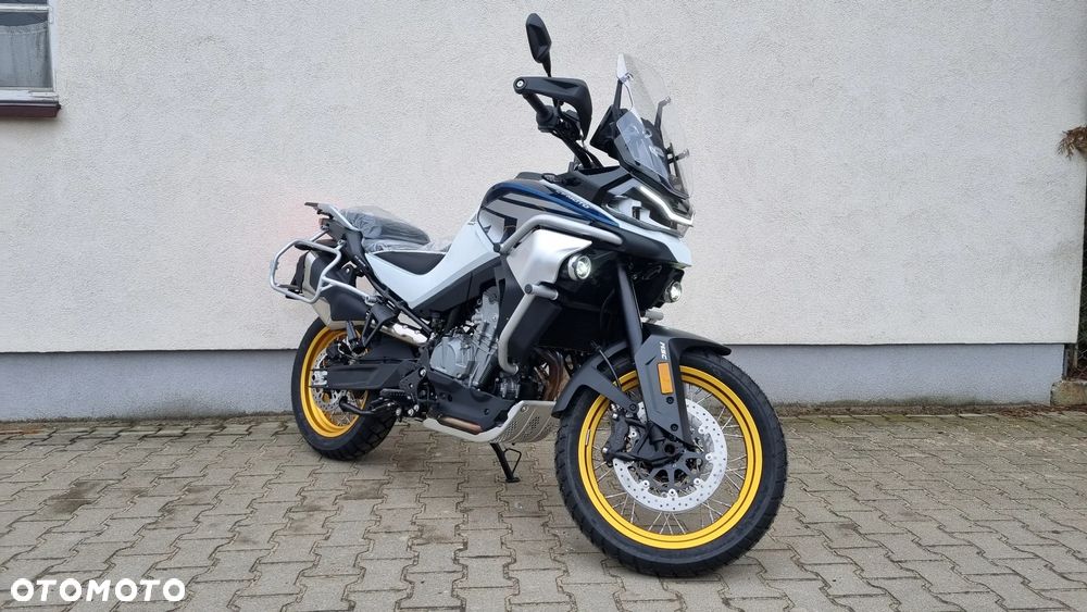 CFMoto 800MT Explore - 3