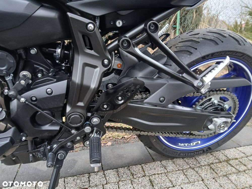 Yamaha MT - 16