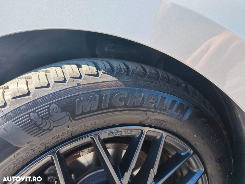 Skoda Superb 2.0 TDI DSG Laurin & Klement - 21