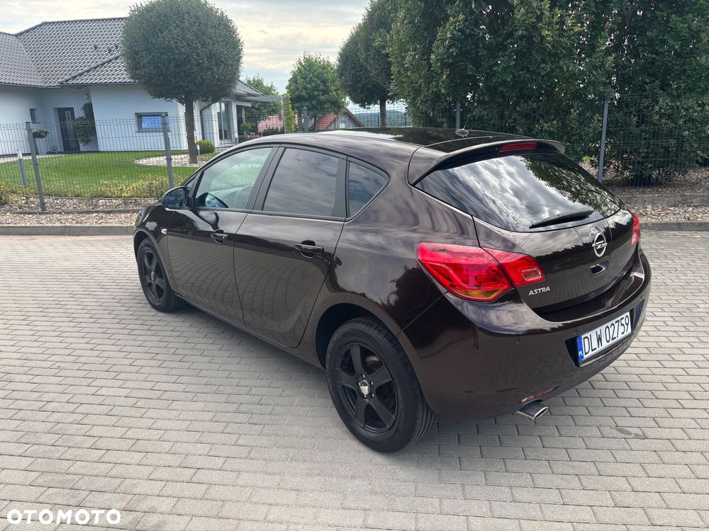 Opel Astra 1.4 - 5