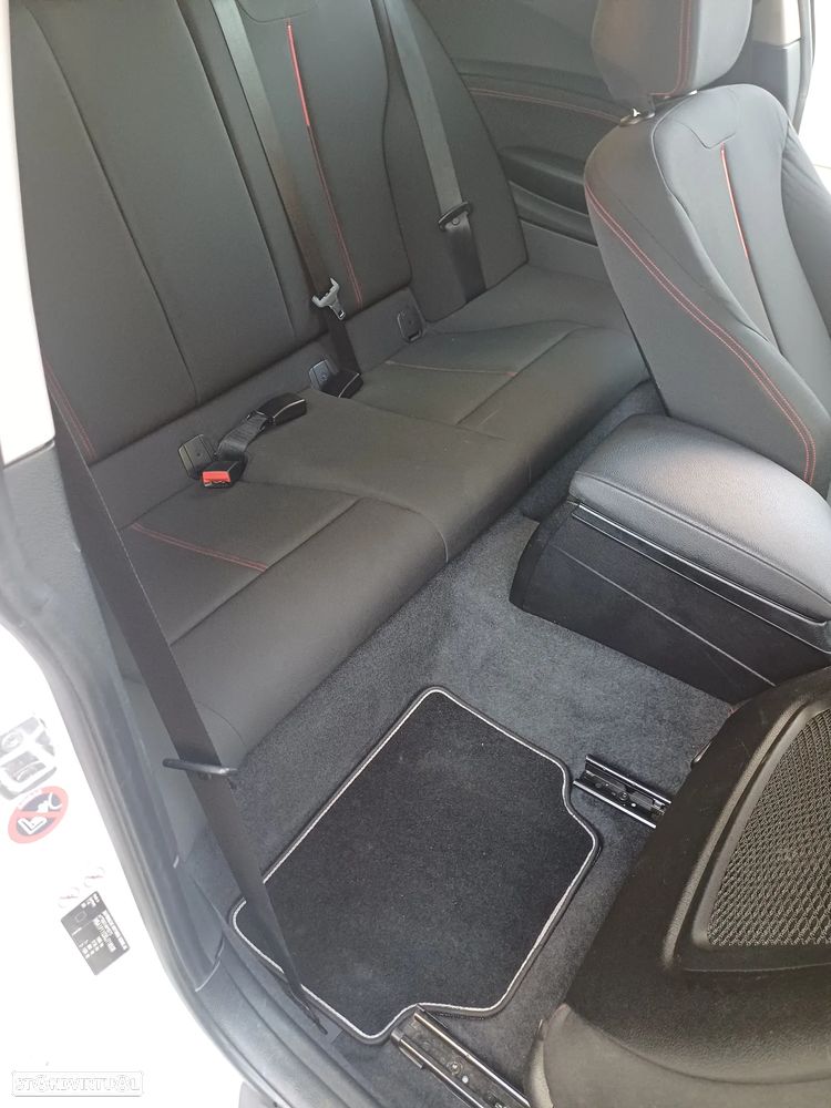 BMW 114 i Sport Line - 10