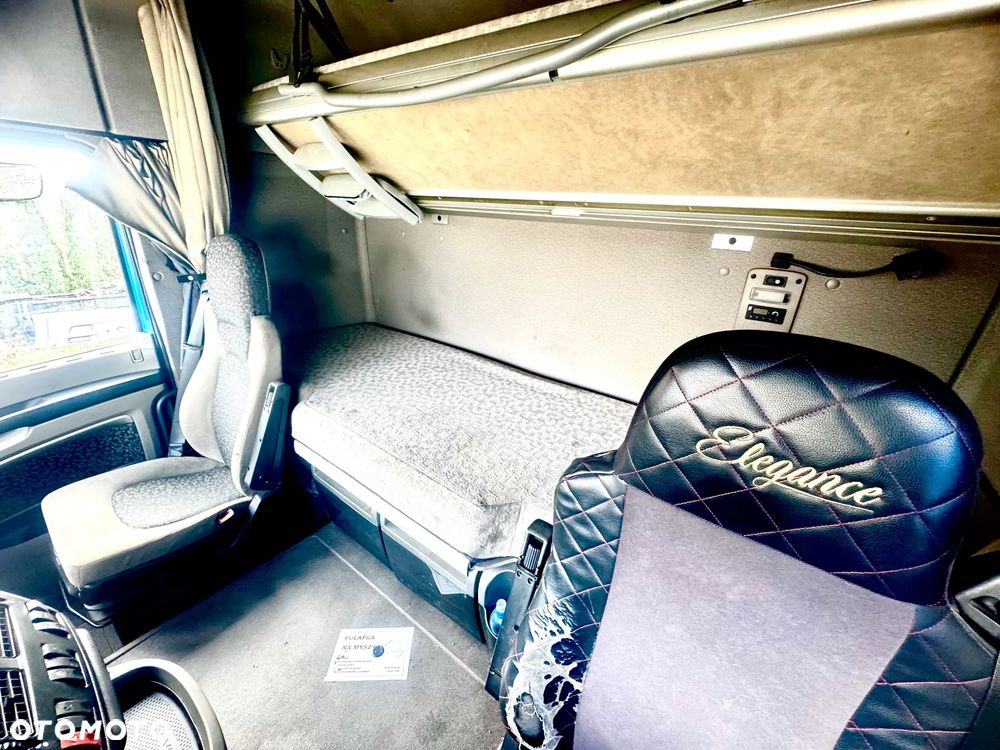 DAF FAR XF105.410T - 9