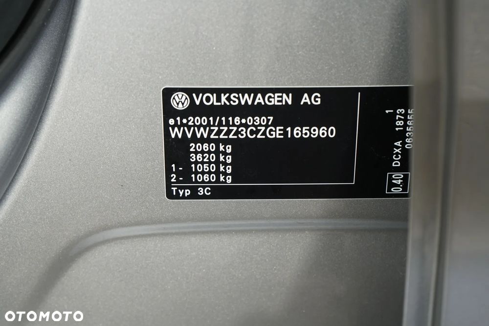 Volkswagen Passat - 40