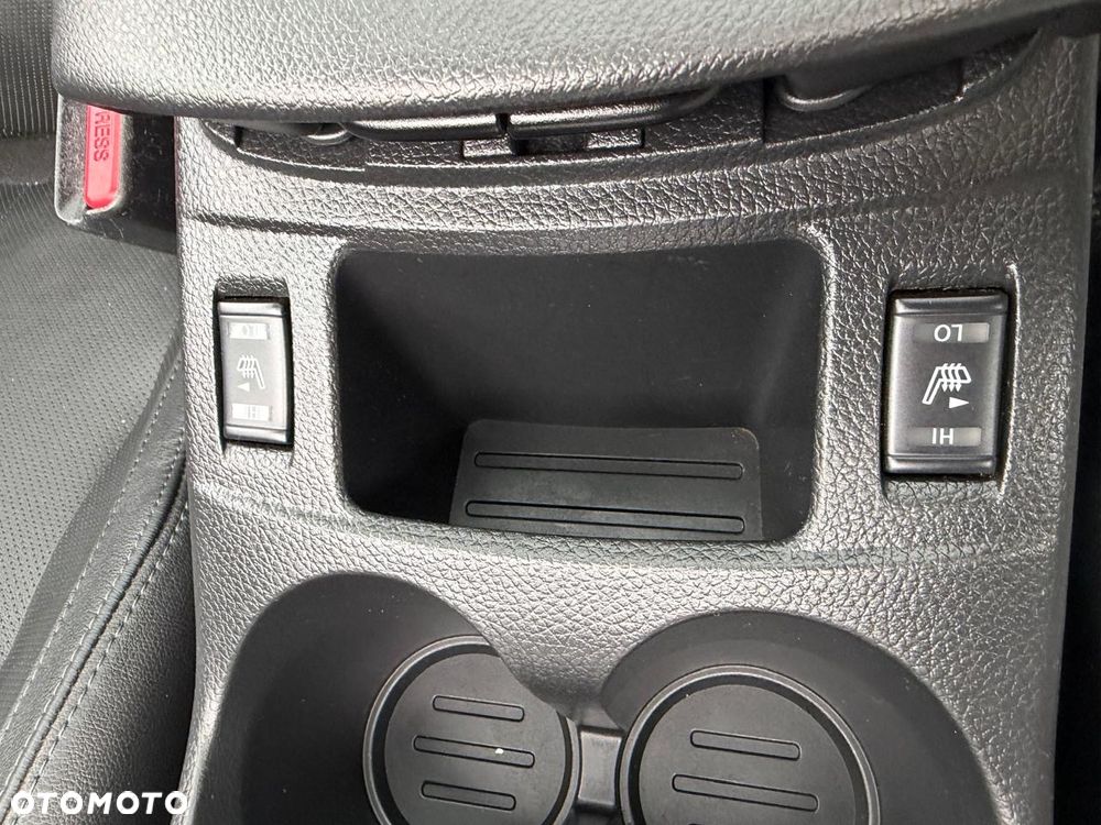 Nissan Qashqai 1.6 DCi Tekna Xtronic - 28