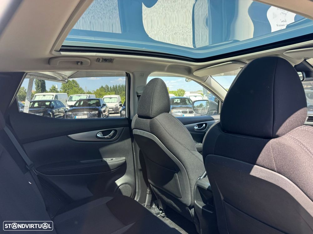 Nissan Qashqai 1.2 DIG-T N-Connecta - 13