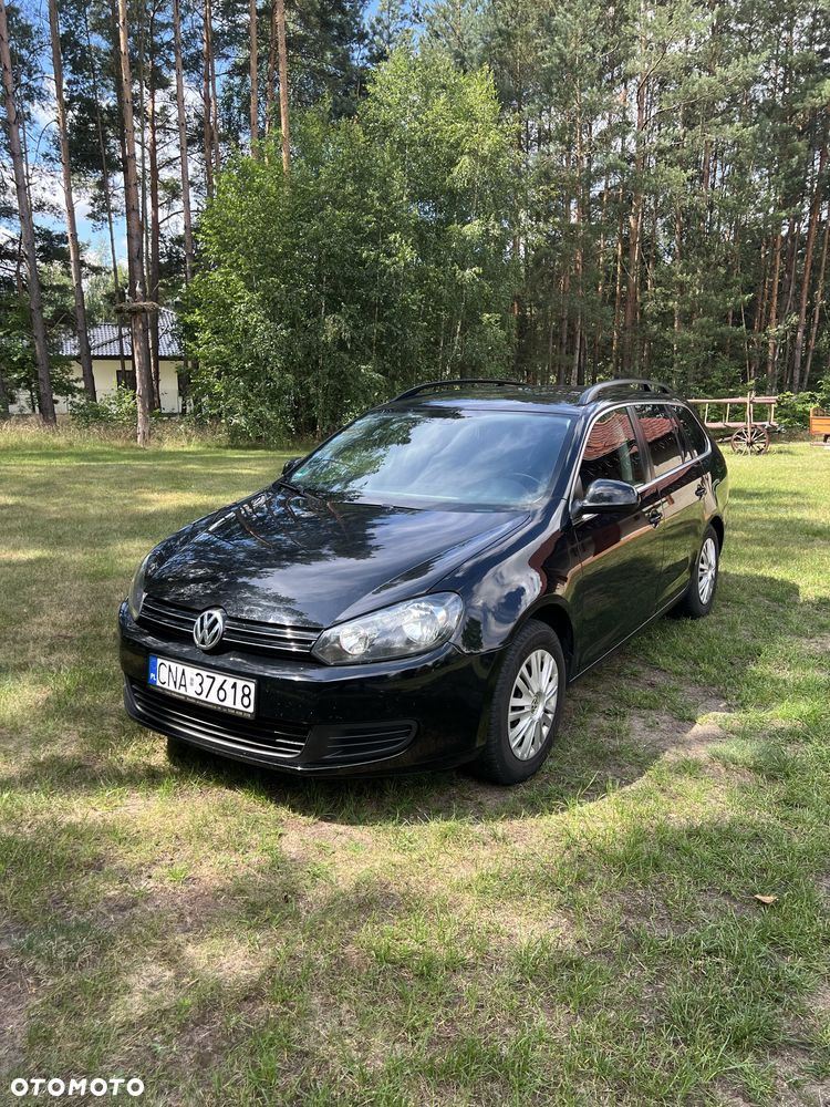 Volkswagen Golf - 1