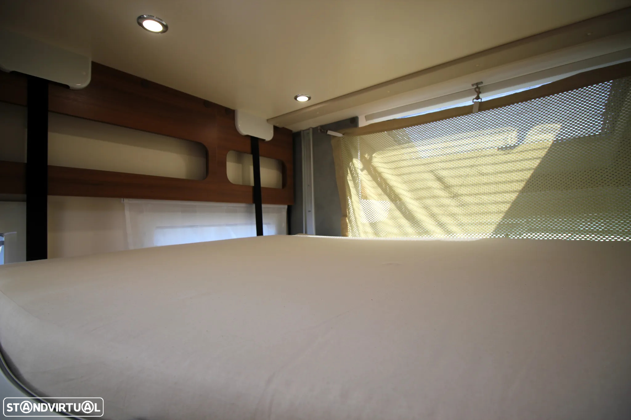 Elnagh Baron 579 *CAMA CENTRAL + BASCULANTE* - 12