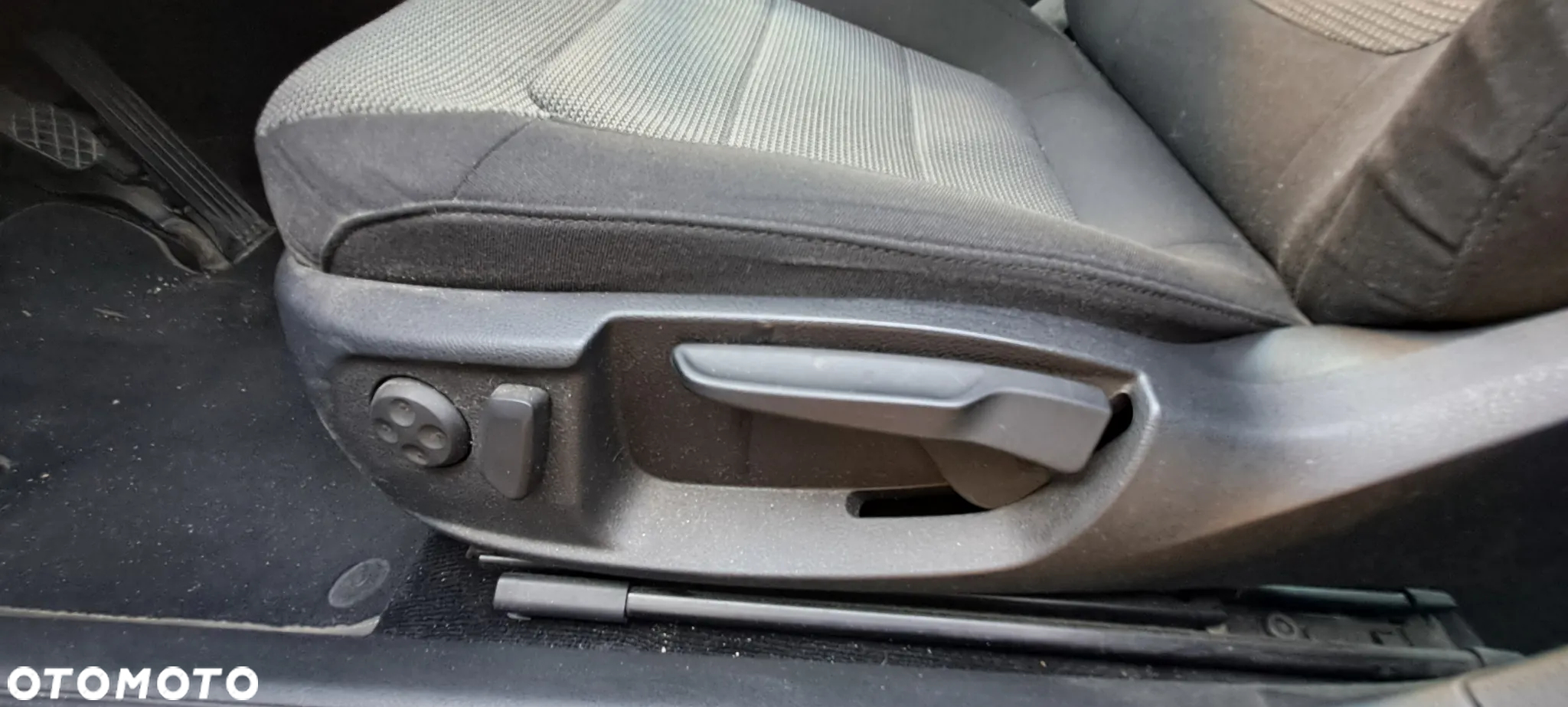 Volkswagen Passat 1.4 TSI BMT Comfortline - 12