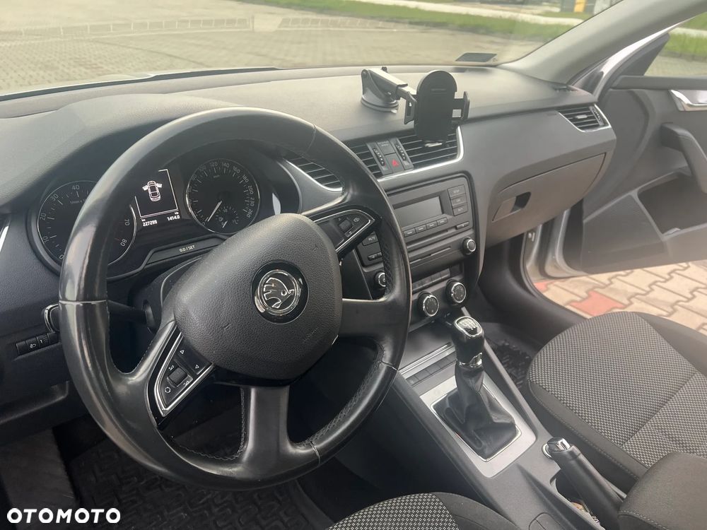 Skoda Octavia 1.4 TSI Ambition - 22
