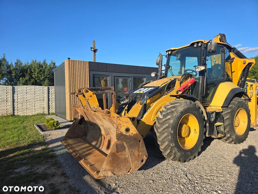 Caterpillar - 1