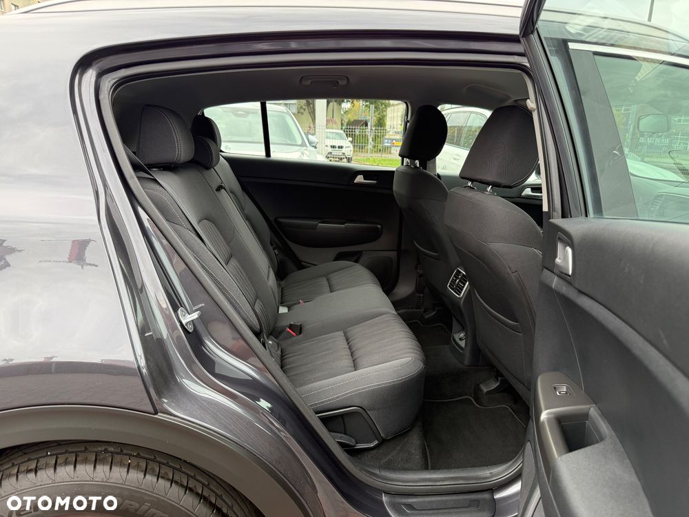 Kia Sportage 1.6 GDI Business Line 2WD - 35