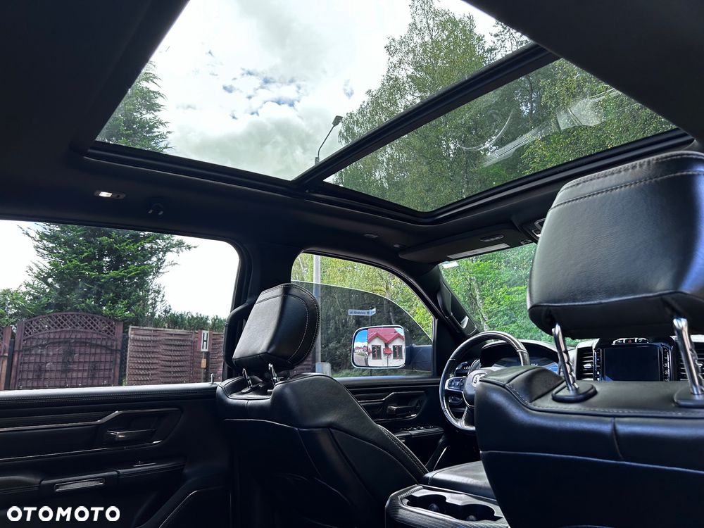 RAM 1500 5.7 Crew Cab Longbed Laramie Black - 21