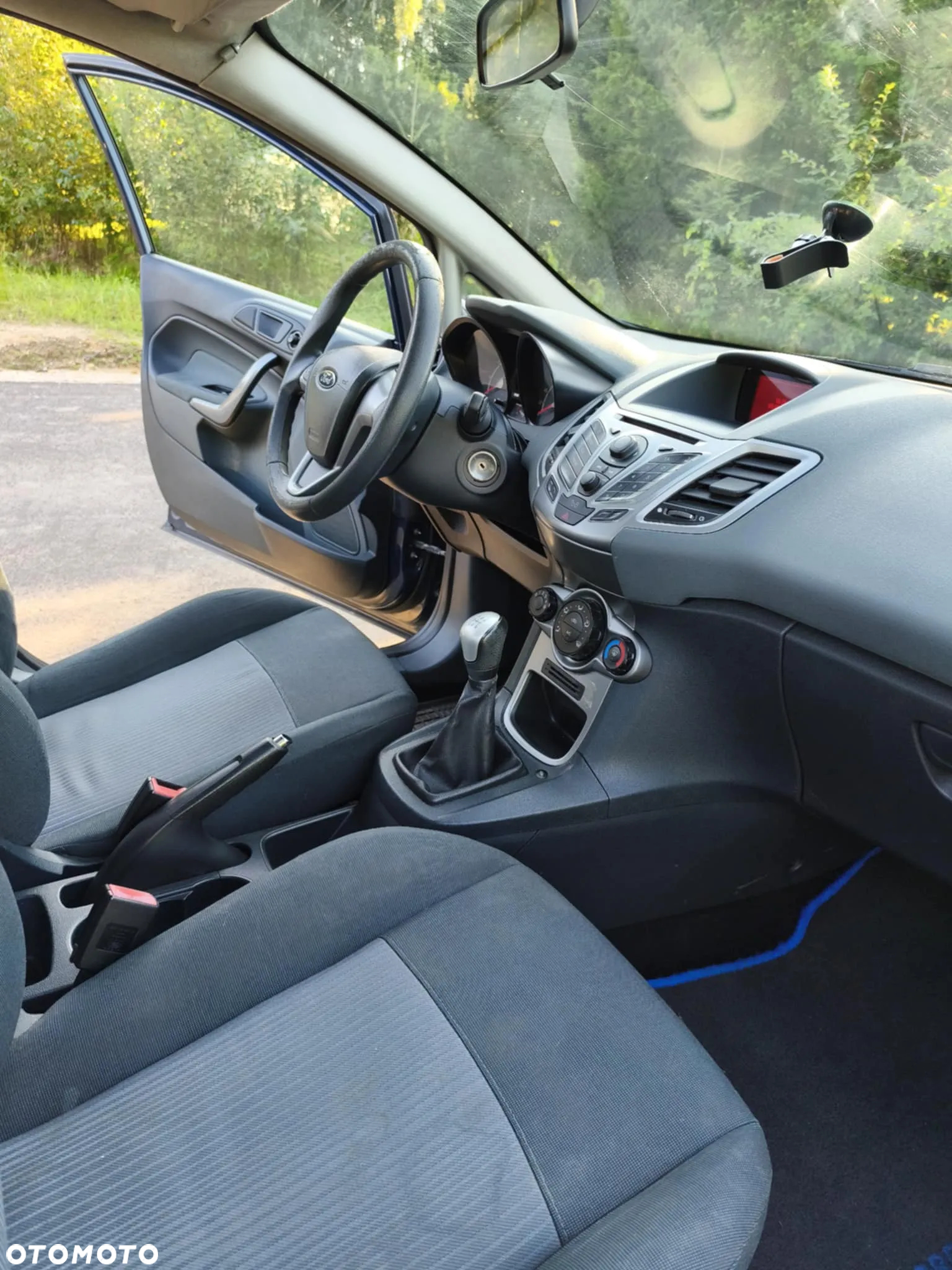 Ford Fiesta - 8