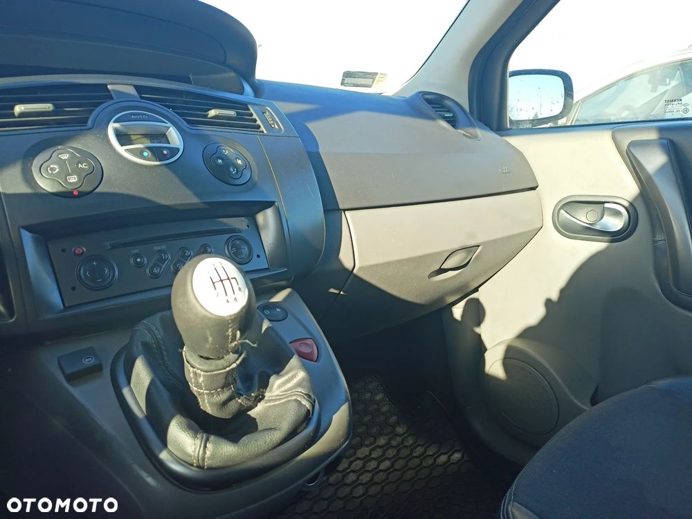 Renault Scenic 2.0 16V Turbo Confort Authentique - 10