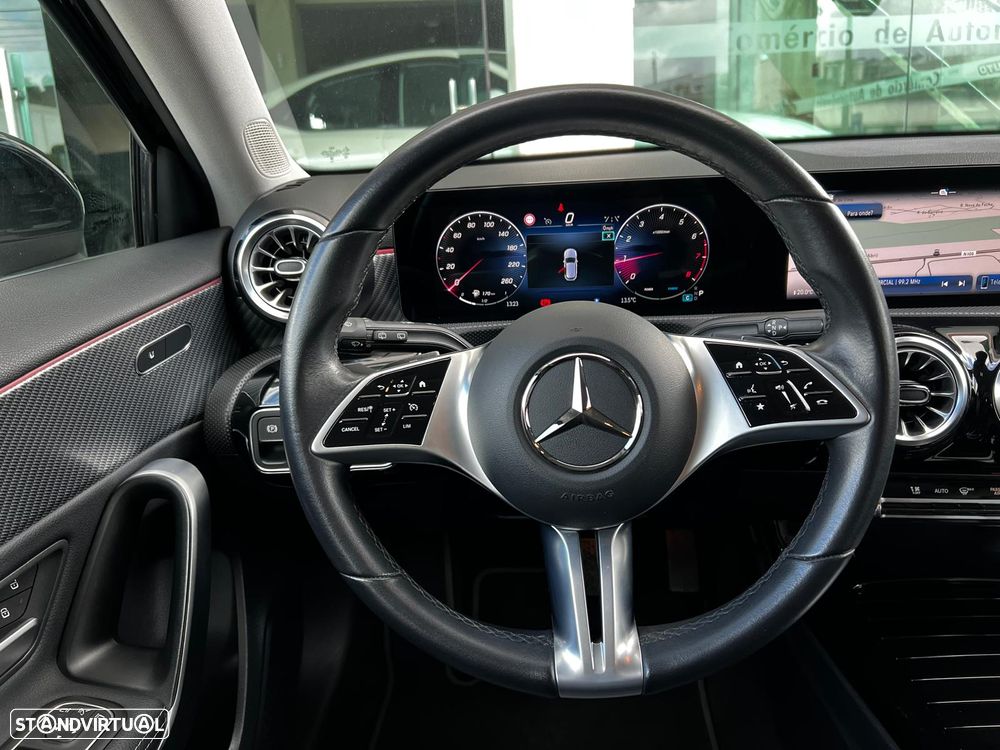 Mercedes-Benz A 200 Progressive Aut. - 38