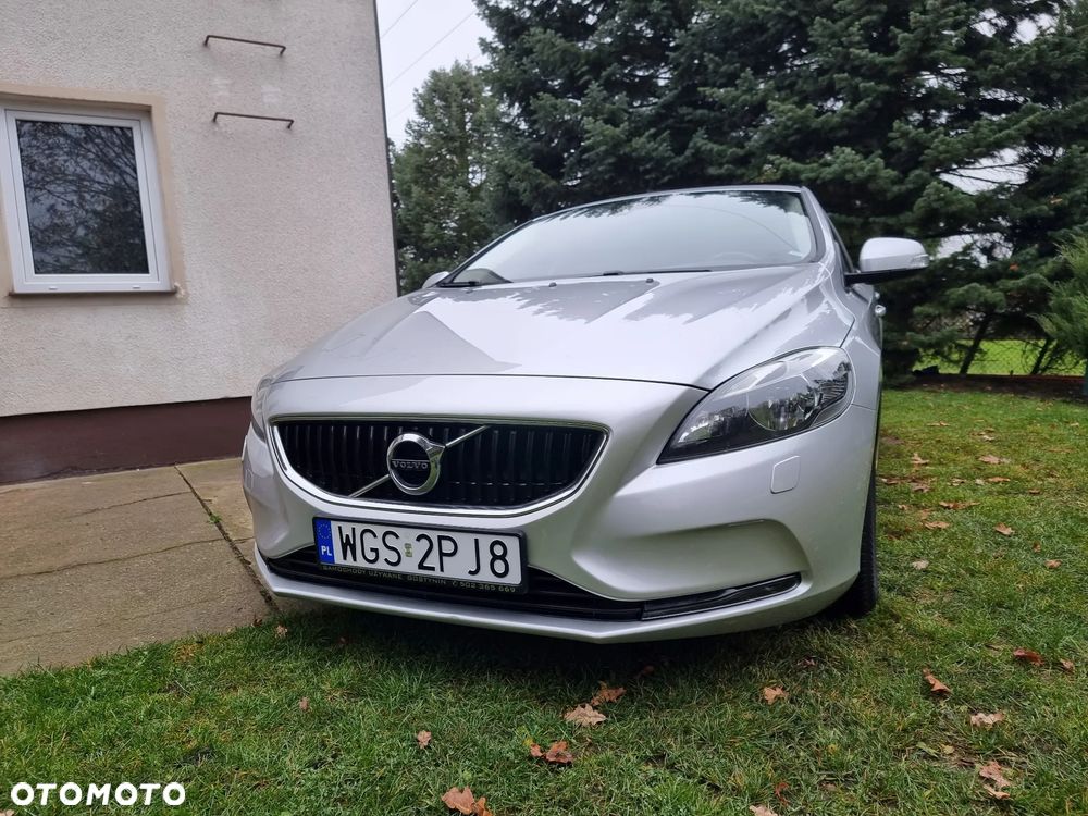 Volvo V40 D2 Drive-E Momentum - 2