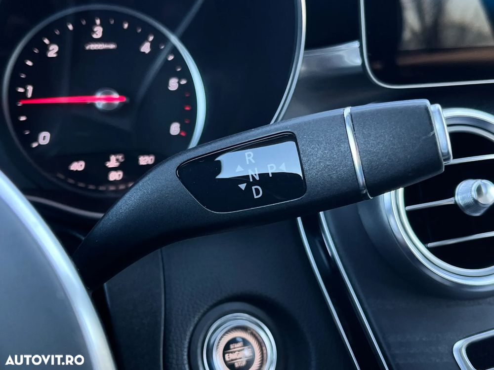 Mercedes-Benz GLC 300 d 4MATIC 9G-TRONIC - 18