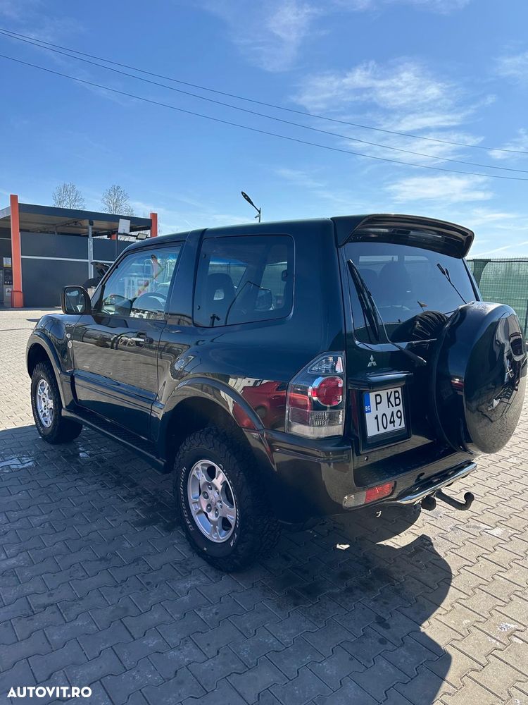 Mitsubishi Pajero 3.2 DI-D Automatik Dakar - 1