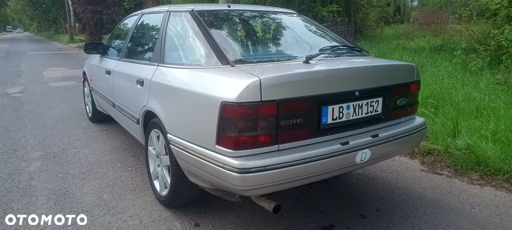 Ford Scorpio 2.0 CL - 10