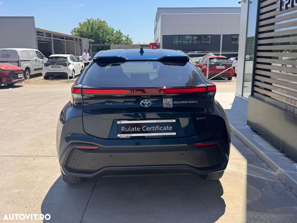 Toyota C-HR - 11