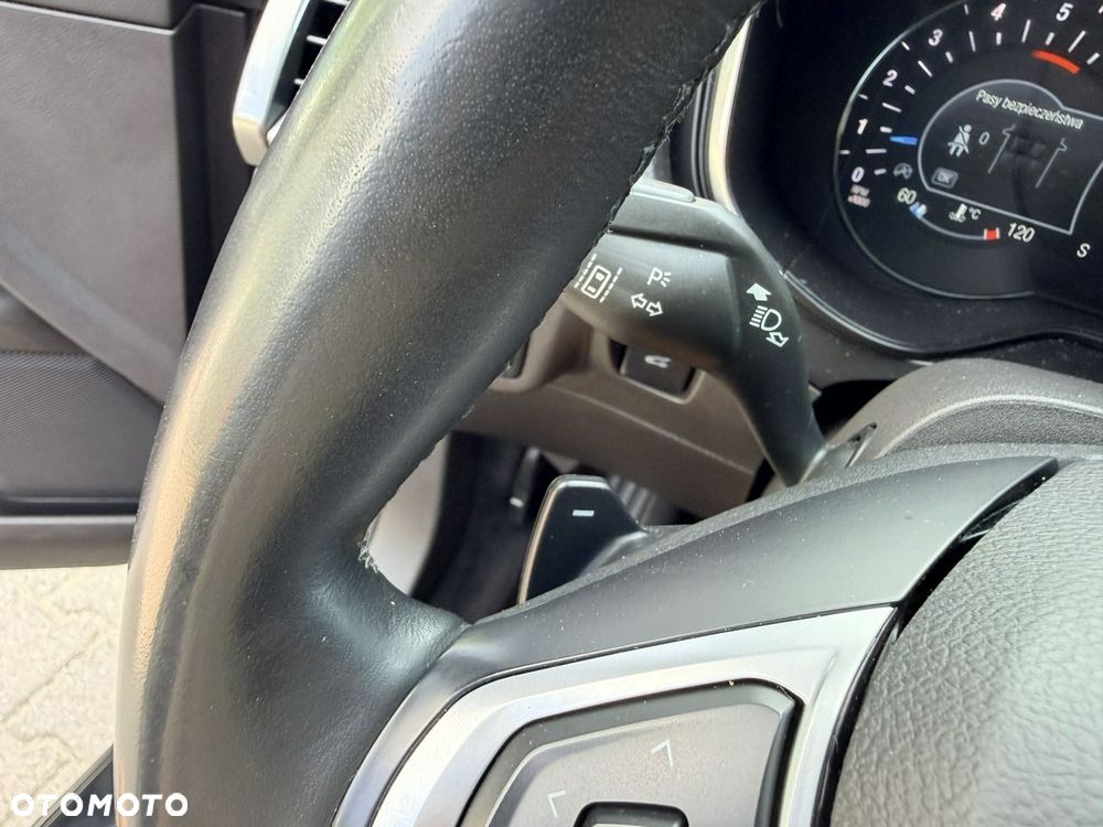 Ford Mondeo - 37