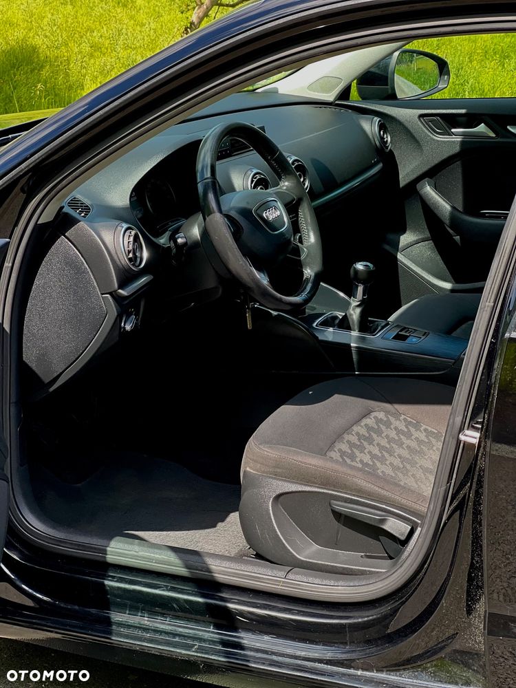 Audi A3 Sportback - 13