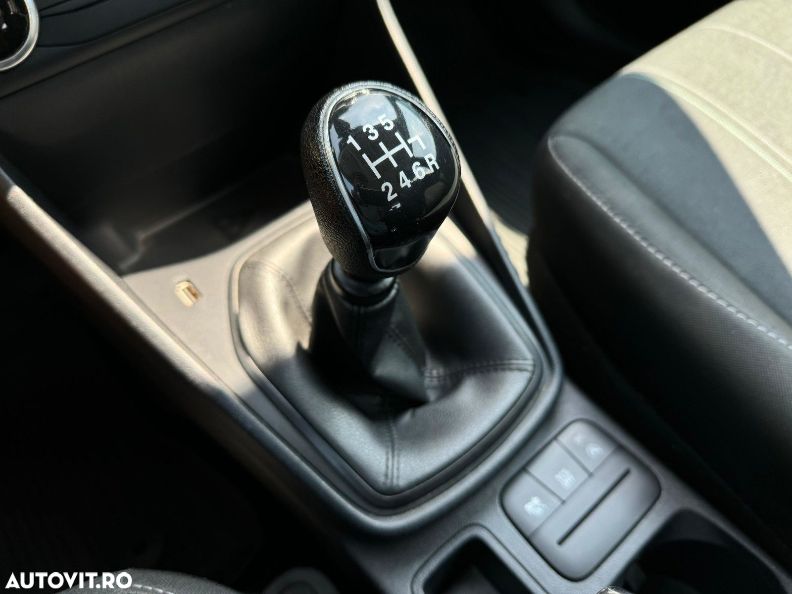Ford Fiesta - 16