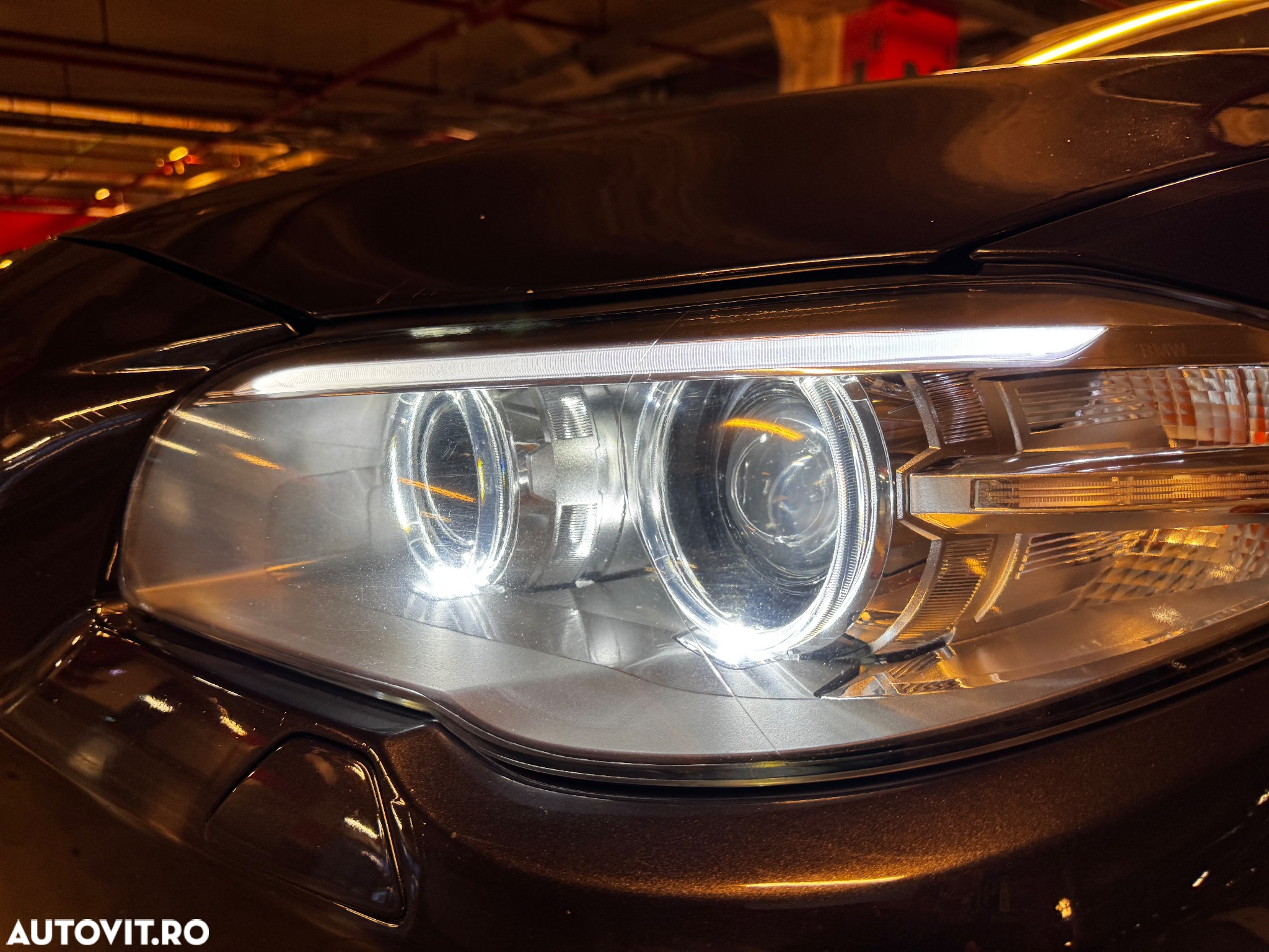 BMW Seria 5 525d xDrive AT - 32