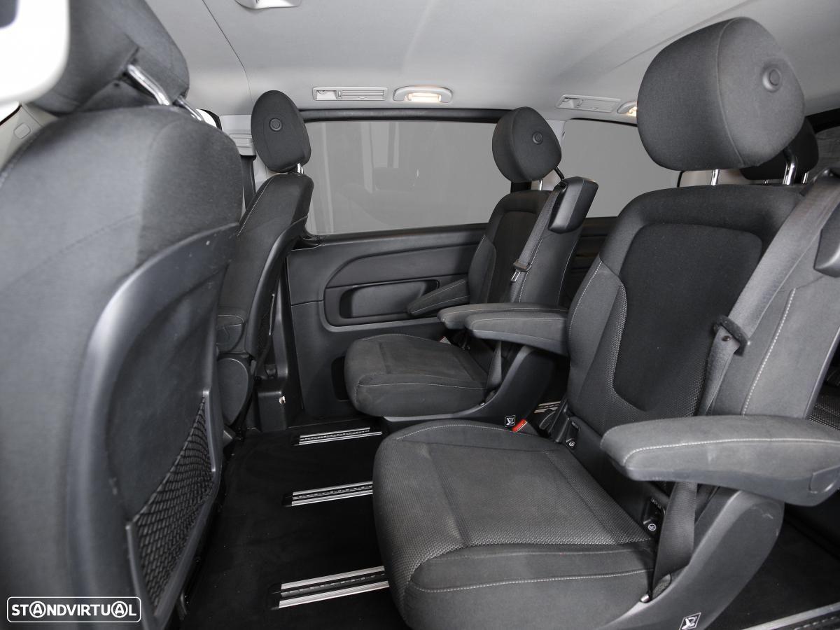 Mercedes-Benz V 220 - 11