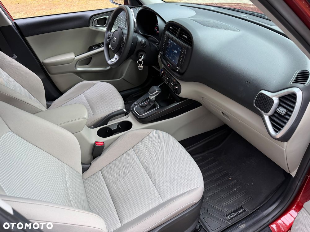 Kia Soul - 12