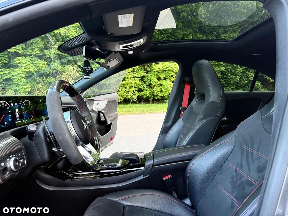 Mercedes-Benz CLA AMG 45 S 4-Matic+ 8G-DCT - 15