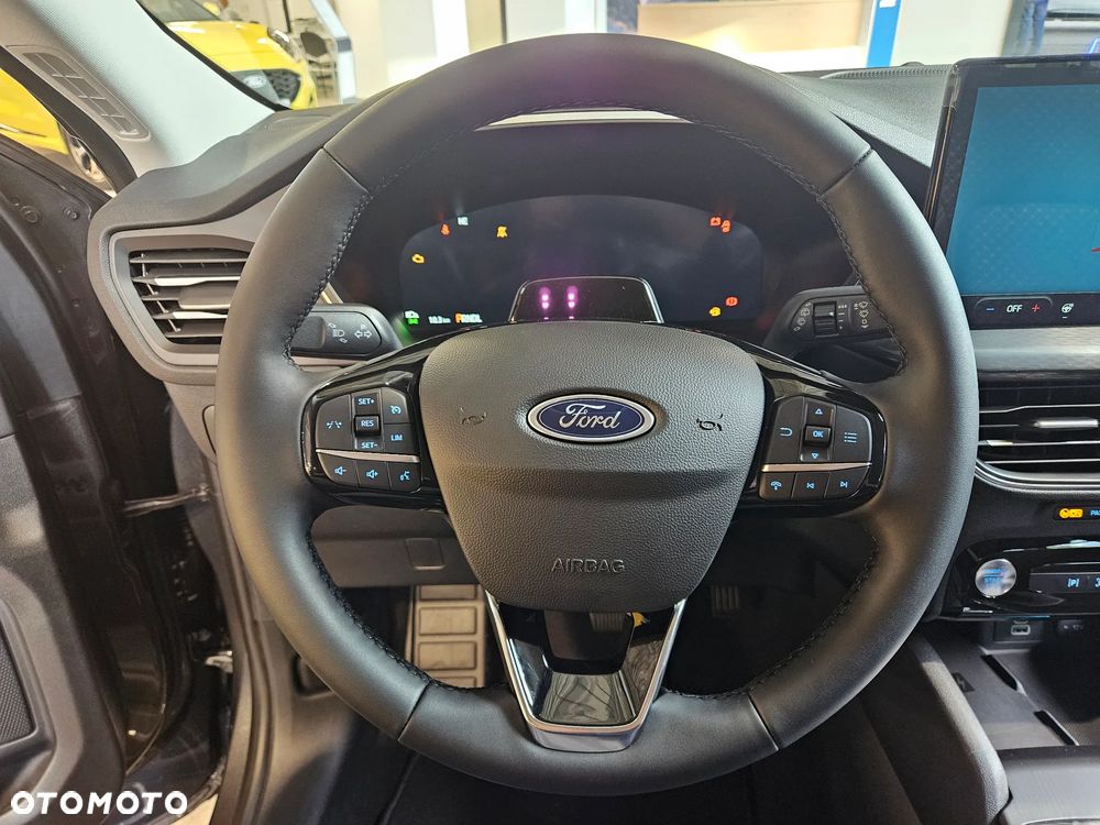 Ford Kuga 2.5 FHEV AWD Titanium eCVT - 22