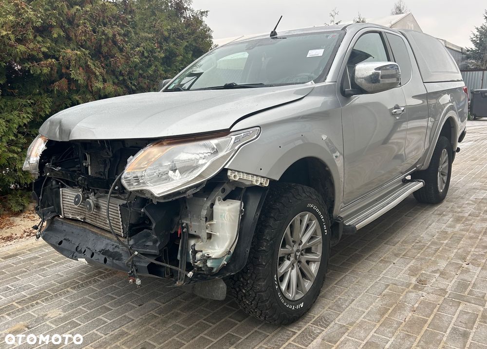 Mitsubishi L200 Pick Up 4x4 S&S Club Cab Diamant Edition - 1
