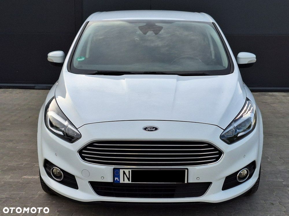 Ford S-Max - 16