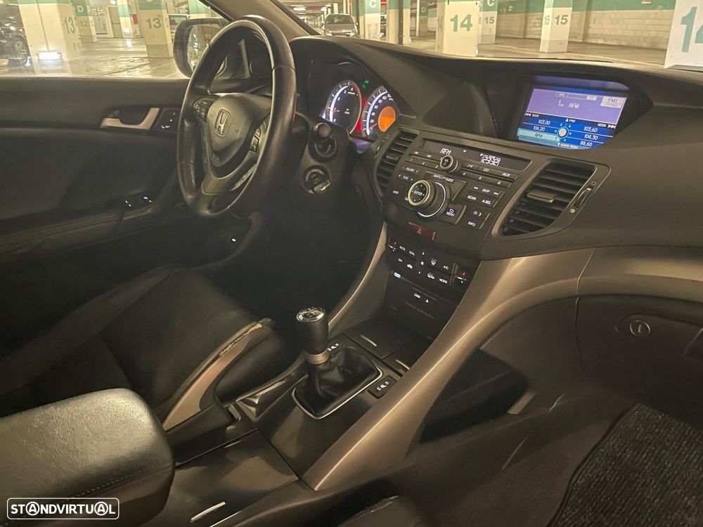 Honda Accord Tourer 2.2 i-DTEC Executive Navi - 15