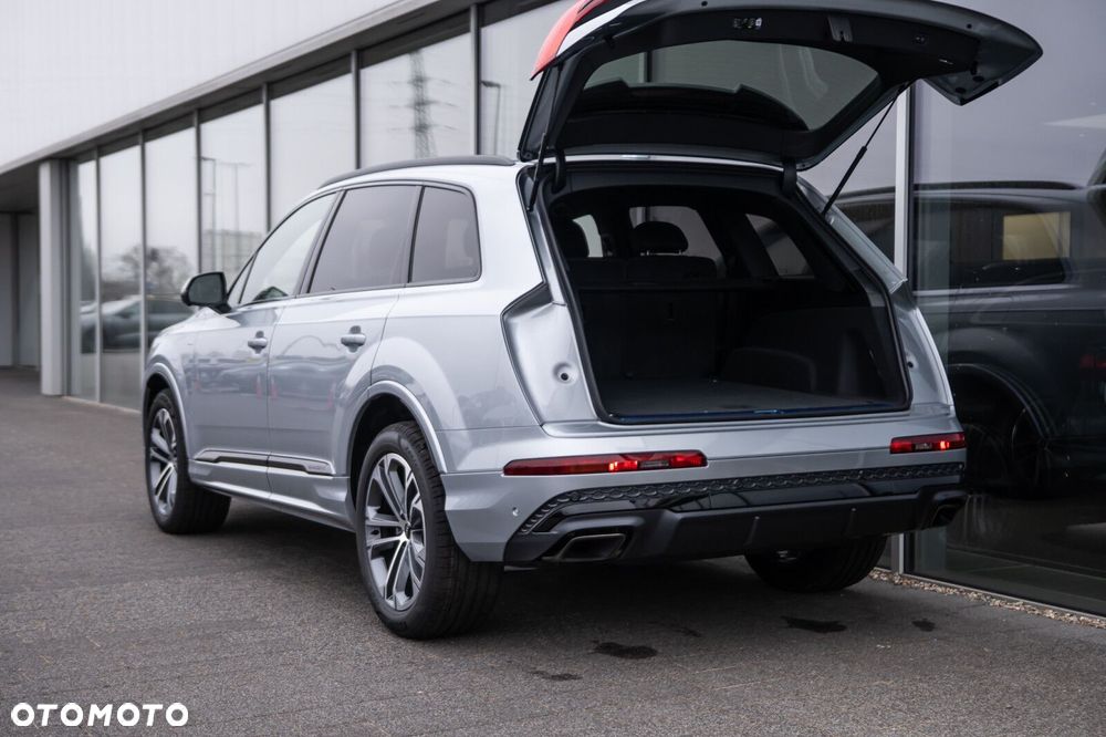 Audi Q7 - 8