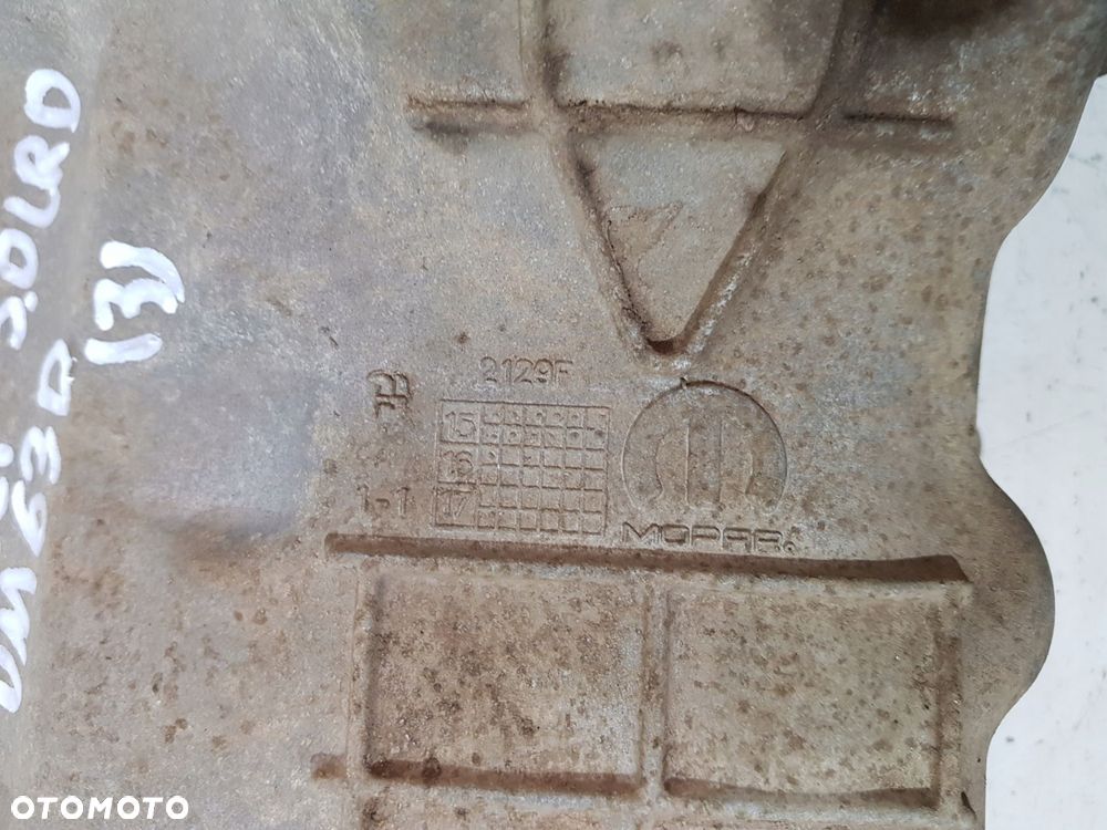 miska oleju 2129f grand cherokee wk2 3.0 crd vm63d - 9