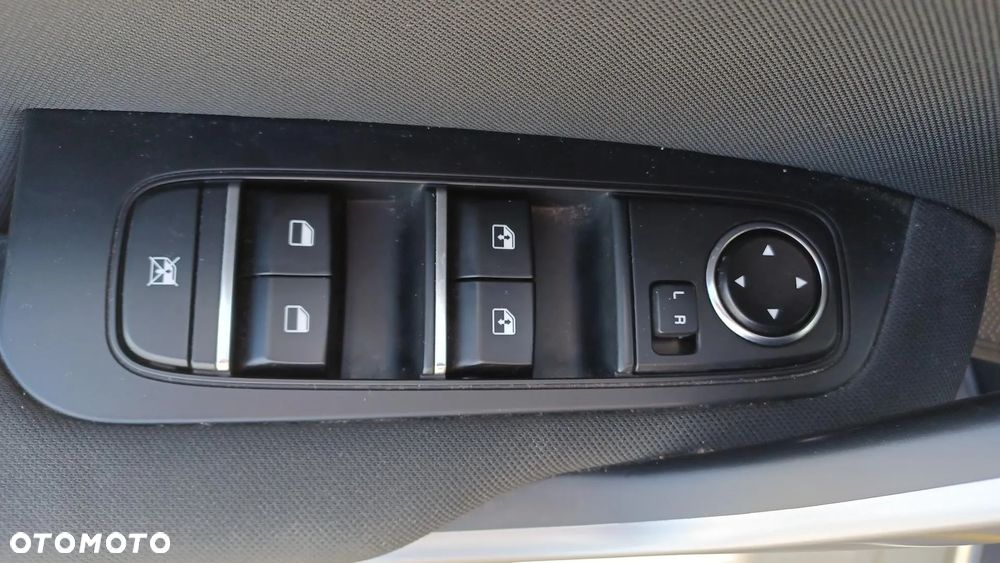 Kia XCeed 1.5 T-GDI M - 20