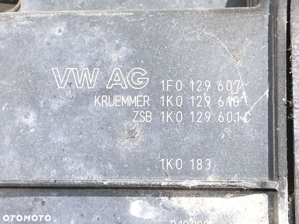 OBUDOWA FILTRA POWIETRZA  VW CADDY III Nadwozie pełne/minivan (2KA, 2KH, 2CA, 2CH) 2004 - 2015 2.0 - 4