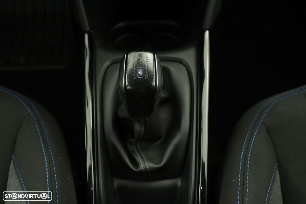 Peugeot 2008 1.2 PureTech Signature - 14