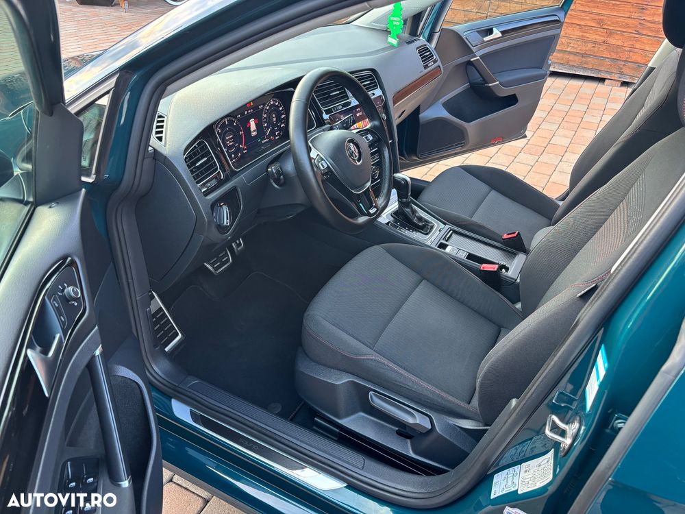 Volkswagen Golf 1.6 TDI DSG Sound - 7