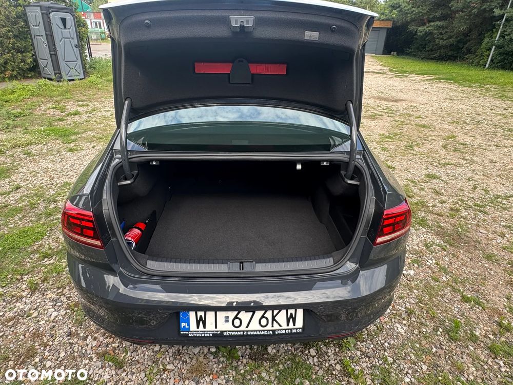 Volkswagen Passat 2.0 TSI Business DSG - 16