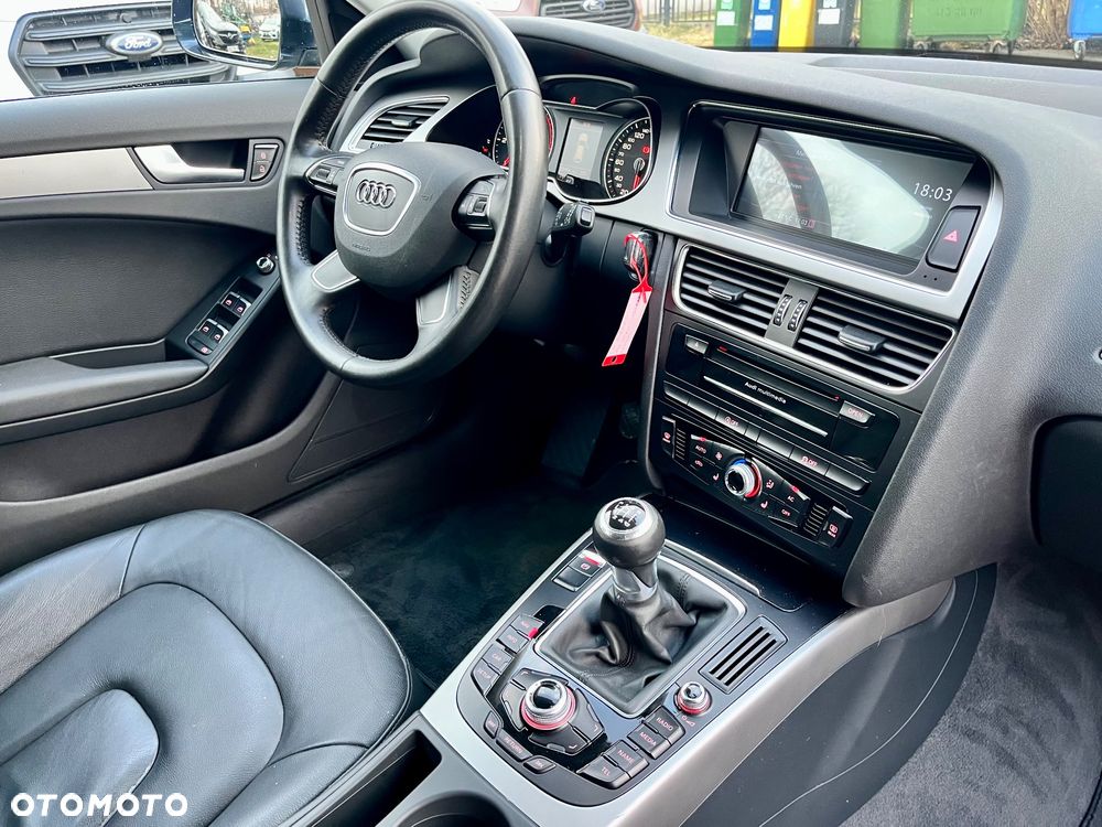 Audi A4 Allroad - 23