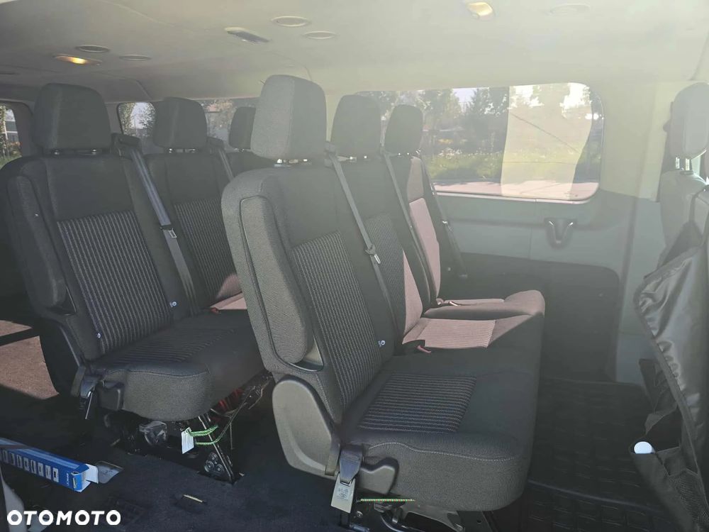Ford Transit - 13