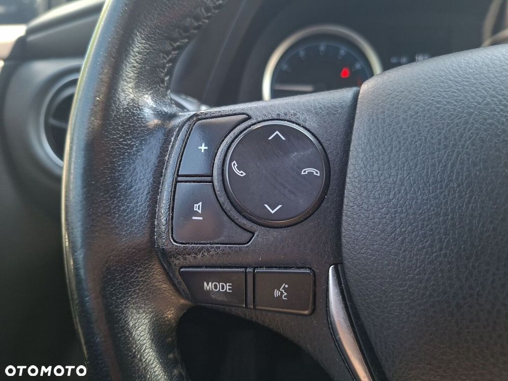 Toyota Corolla - 17