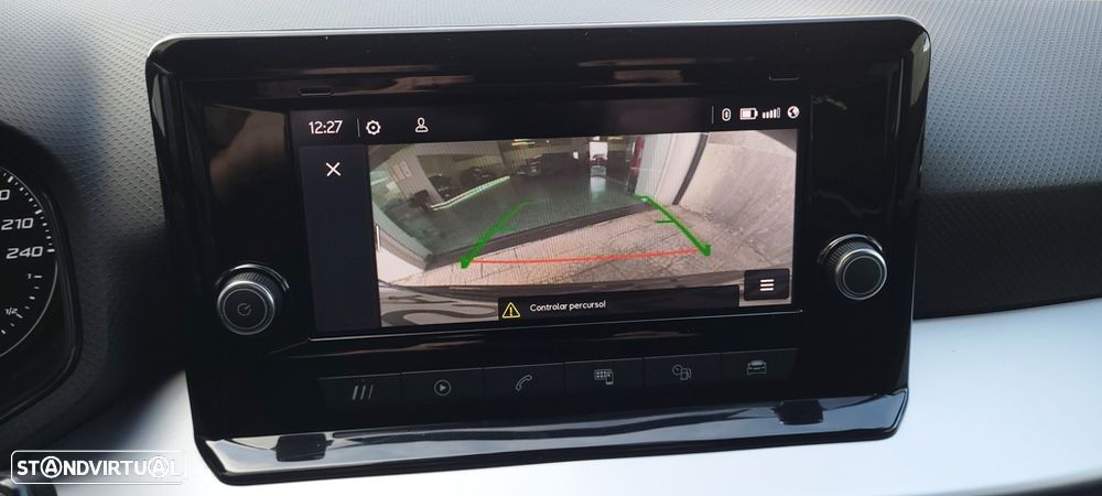 SEAT Arona 1.0 TSI FR - 32