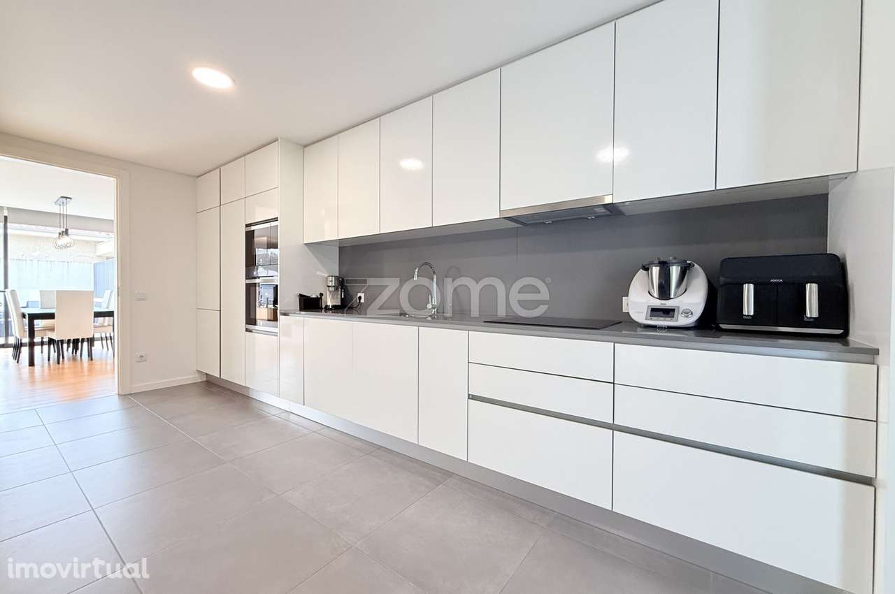 Moradia Semi-Nova T3 - Vale S. Cosme - Grande imagem: 5/56