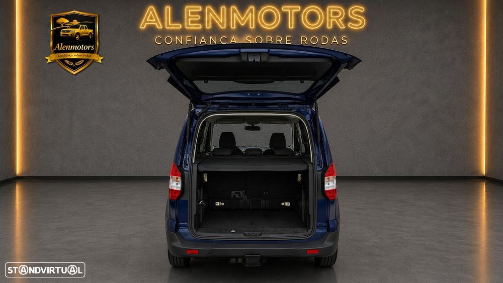 Ford Tourneo Courier 1.5 TDCi Titanium - 11